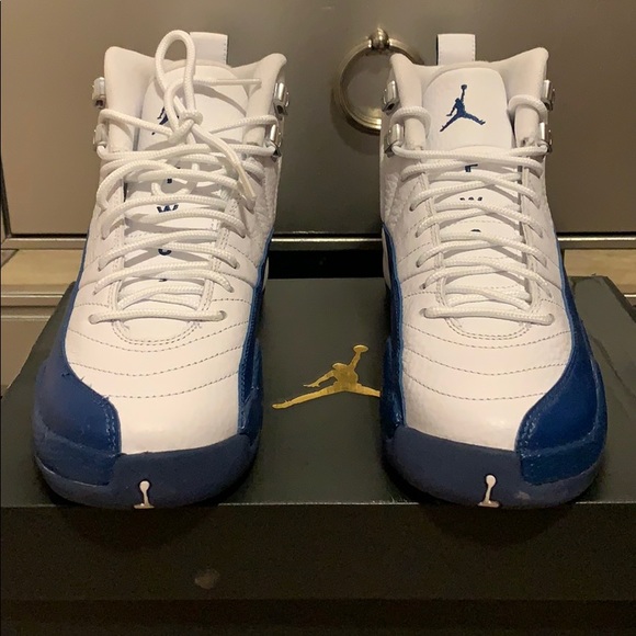 Air Jordan 12 Retro - Picture 3 of 6